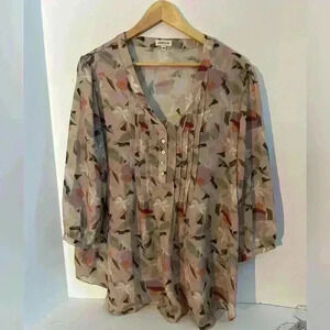Harper and Joy Henley Style Blouse in floral Pattern—plus size 2X